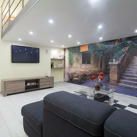 Trastevere Charming Loft Рим Екстер'єр фото